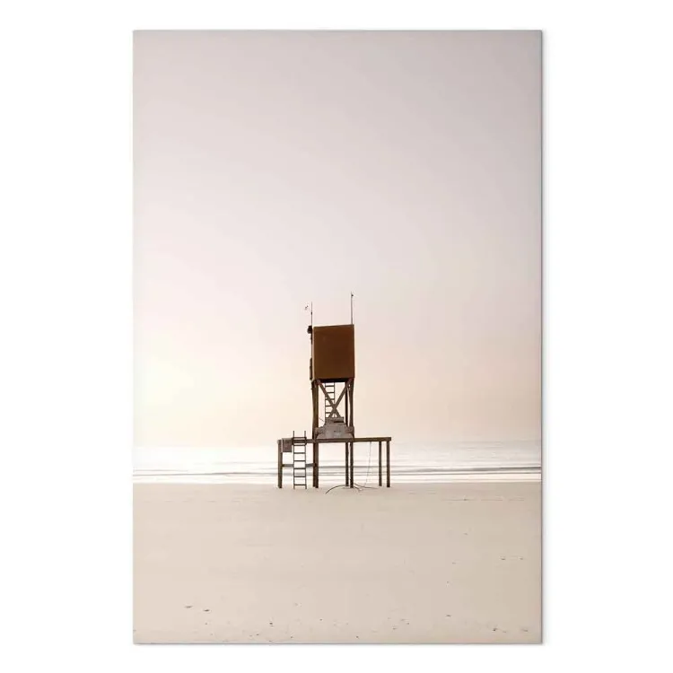 La plage à l'aube - un paysage marin avec la plage et la mer en arrière-plan