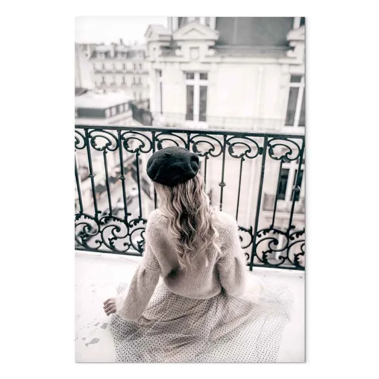 Rêverie de Mai (1 partie) vertical - femme sur un balcon à Paris