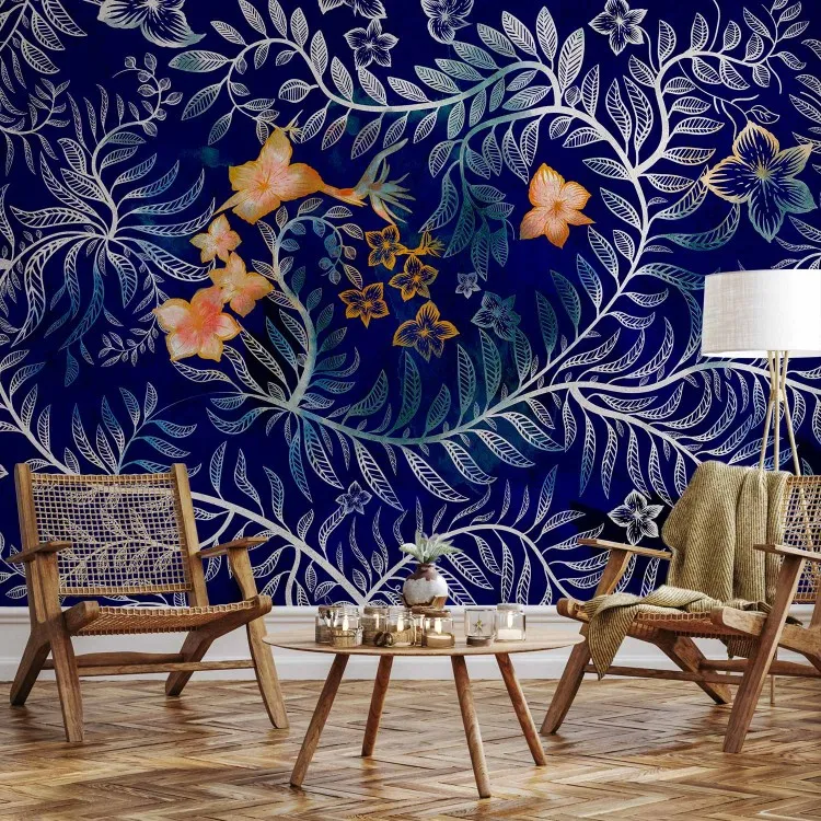 Fleurs aux tiges blanches - une abstraction inspirée du folklore
