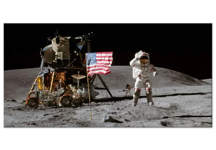 Atterrissage lunaire - drapeau, vaisseau et astronaute dans espace