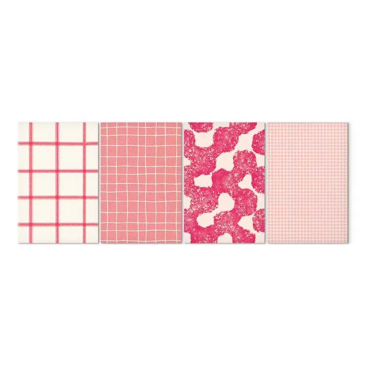 Motifs roses - grilles et taches pastel sur fond clair