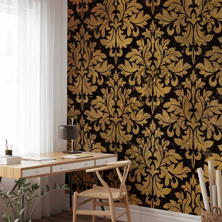 Baroque doré - Fond noir avec ornements réguliers en or